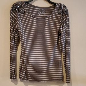 Inc brand, medium size embellish shoulder long sle
